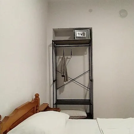 Yanakievi Guest house